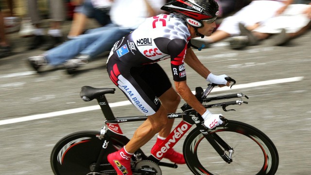 中国米兰体育-世界杯逆境战：不畏强敌，逆势而上，感动全场，足球世界杯最大逆转