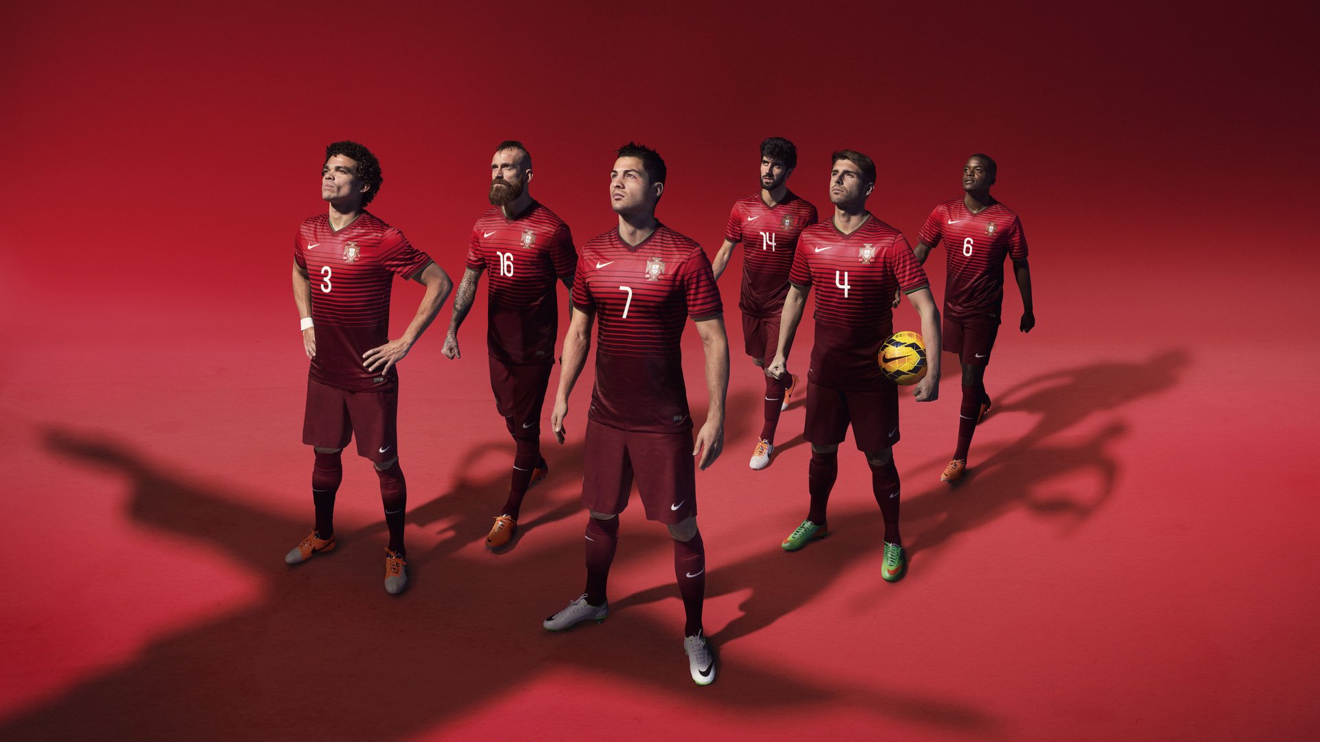 山地越野“无痕比赛” 赛后环境检查几乎无垃圾